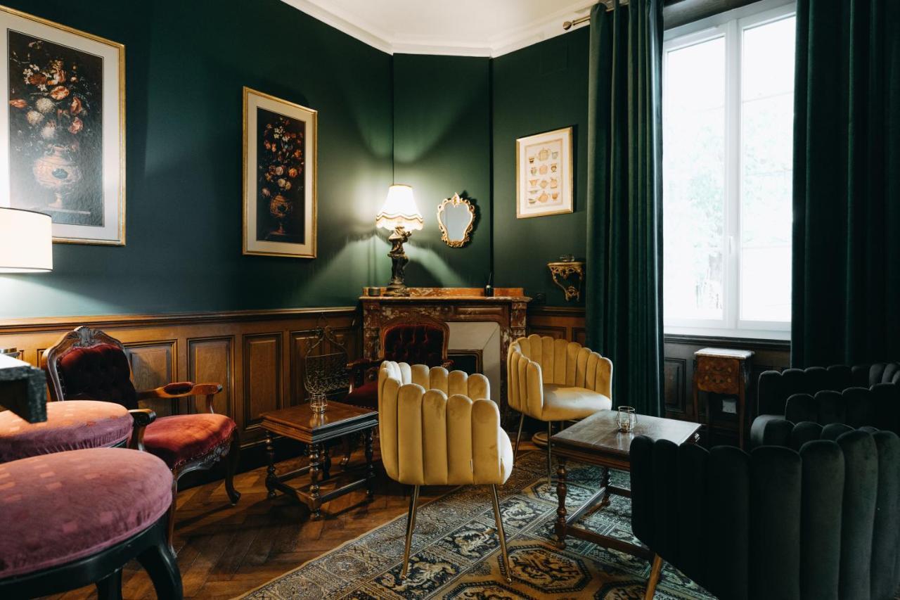 B&B Le Domaine Des Marcoujans Saint-Elix-le-Chateau ภายนอก รูปภาพ